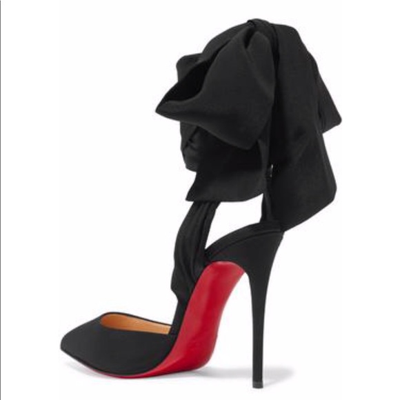 Christian Louboutin
Douce du Desert Pump, Black - Picture 2 of 8
